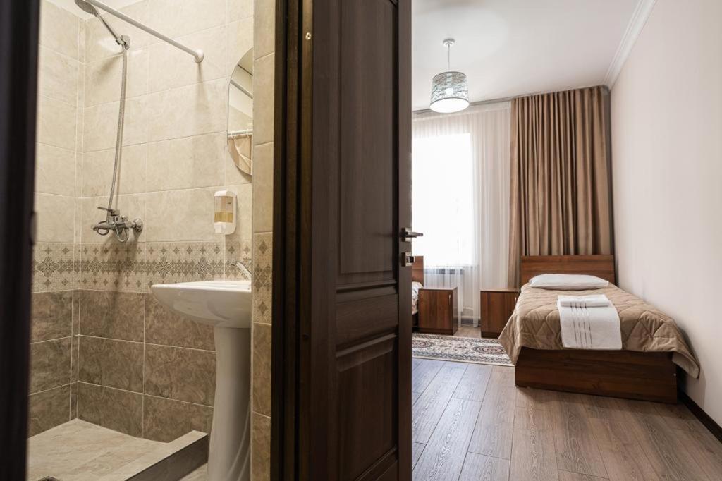 Muras Hotel Karakoł Zewnętrze zdjęcie
